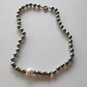 Faux Silver and White Pearl Choker-Style Necklace